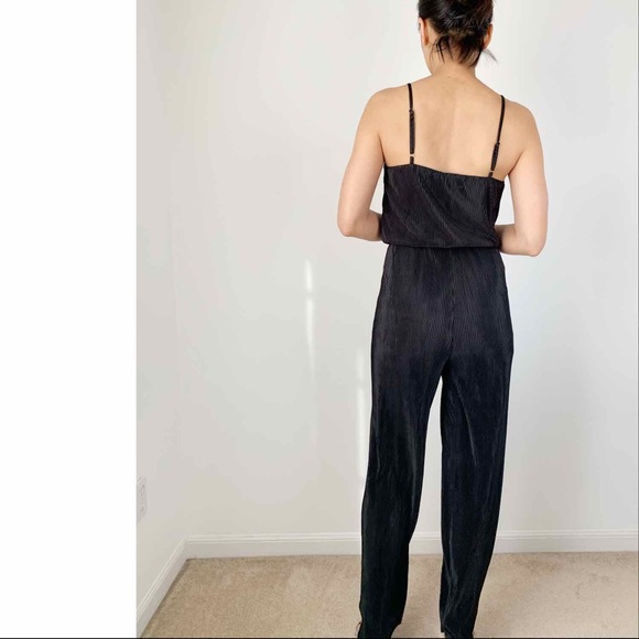 Crepe spaghetti straps jumpsuit - Picture 6 of 8